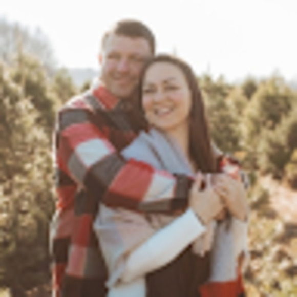 Meet your Posher, Aytha - Picture 1 of 1